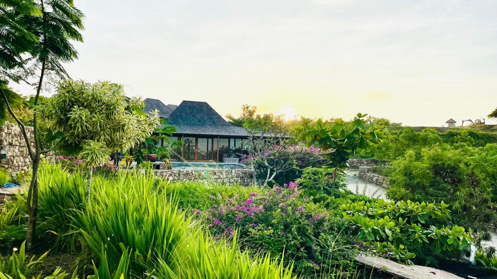 Hotel Lobster Bay Lombok Awang Exterior foto
