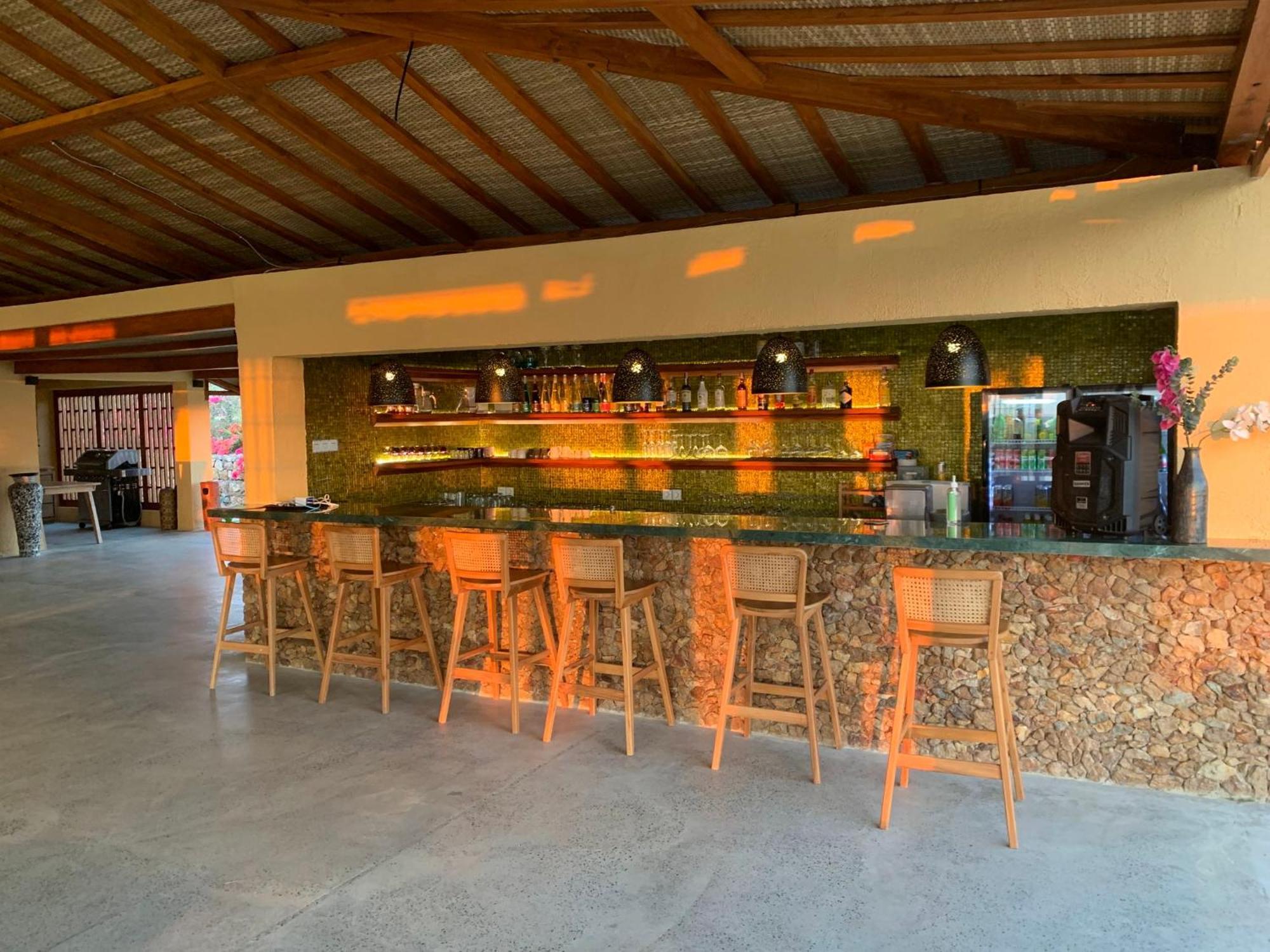 Hotel Lobster Bay Lombok Awang Exterior foto